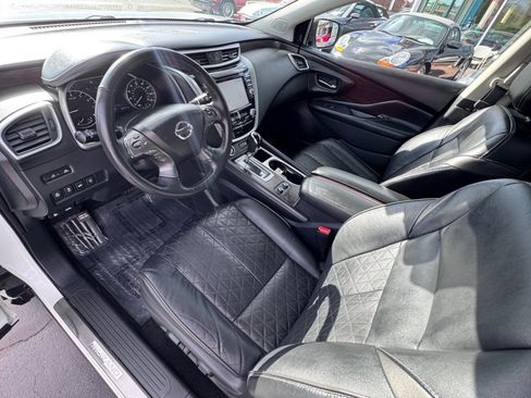 Used 2019 Nissan Murano Platinum w/ Cargo Package AWD/4WD image 3