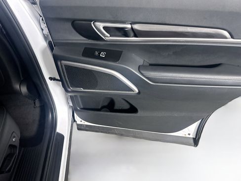 Used 2025 Kia Telluride S image 32