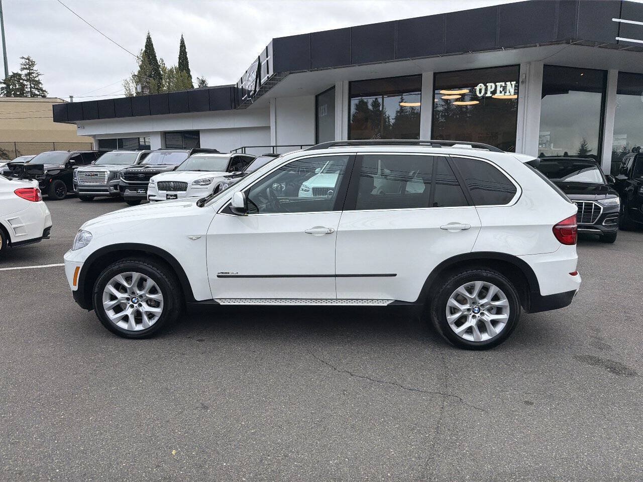 Used 2013 BMW X5 xDrive35i AWD/4WD image 2