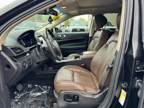 Used 2015 Lincoln MKT AWD w/ Equipment Group 201A image 9