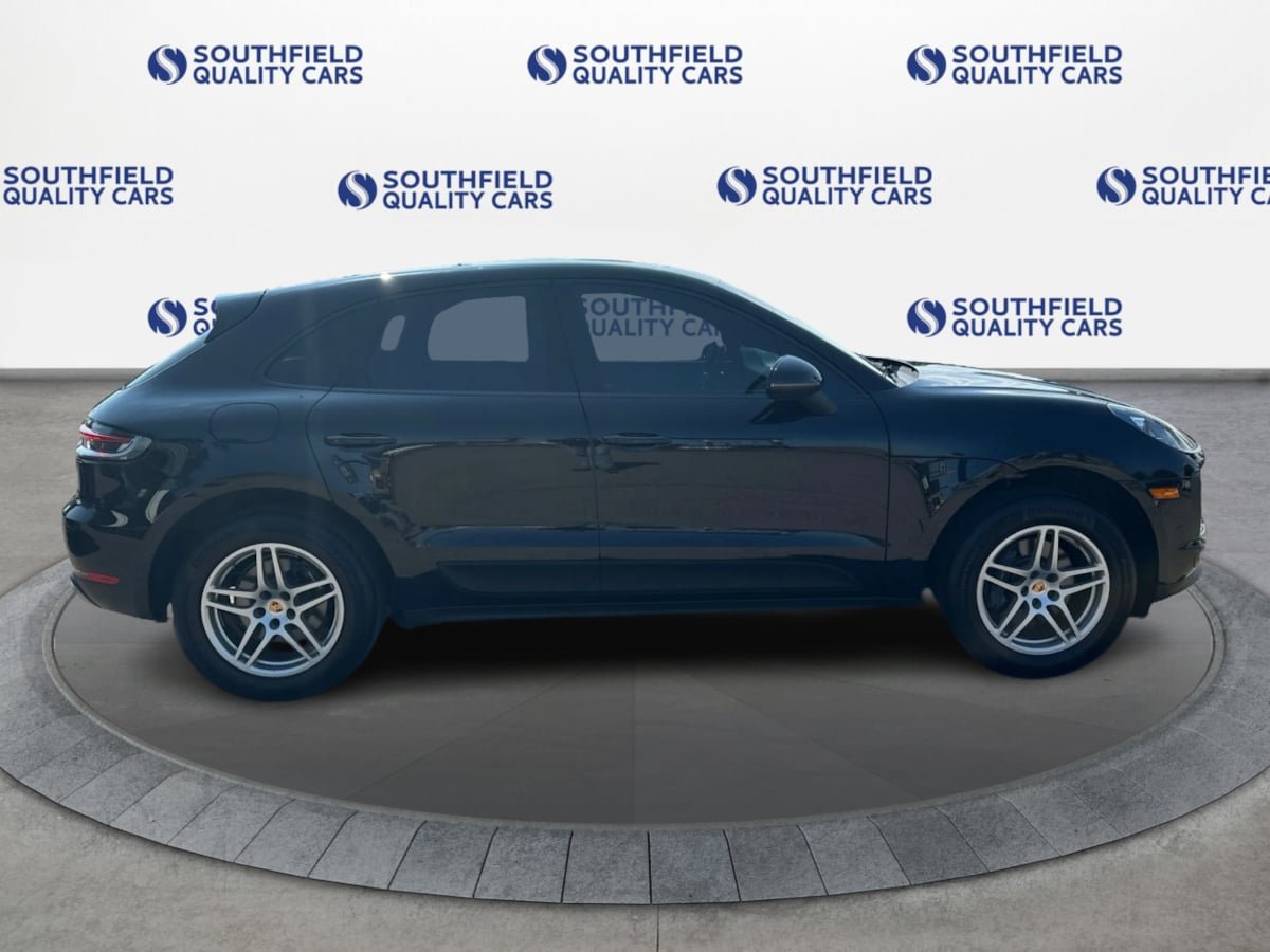 Used 2020 Porsche Macan w/ Premium Package Plus AWD/4WD image 8