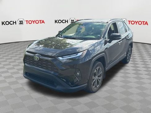 Used 2023 Toyota RAV4 XLE Premium AWD/4WD image 3
