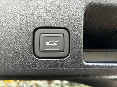 New 2026 Chevrolet Equinox EV RS image 24