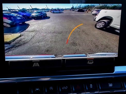 Used 2025 GMC Sierra 1500 Elevation image 19