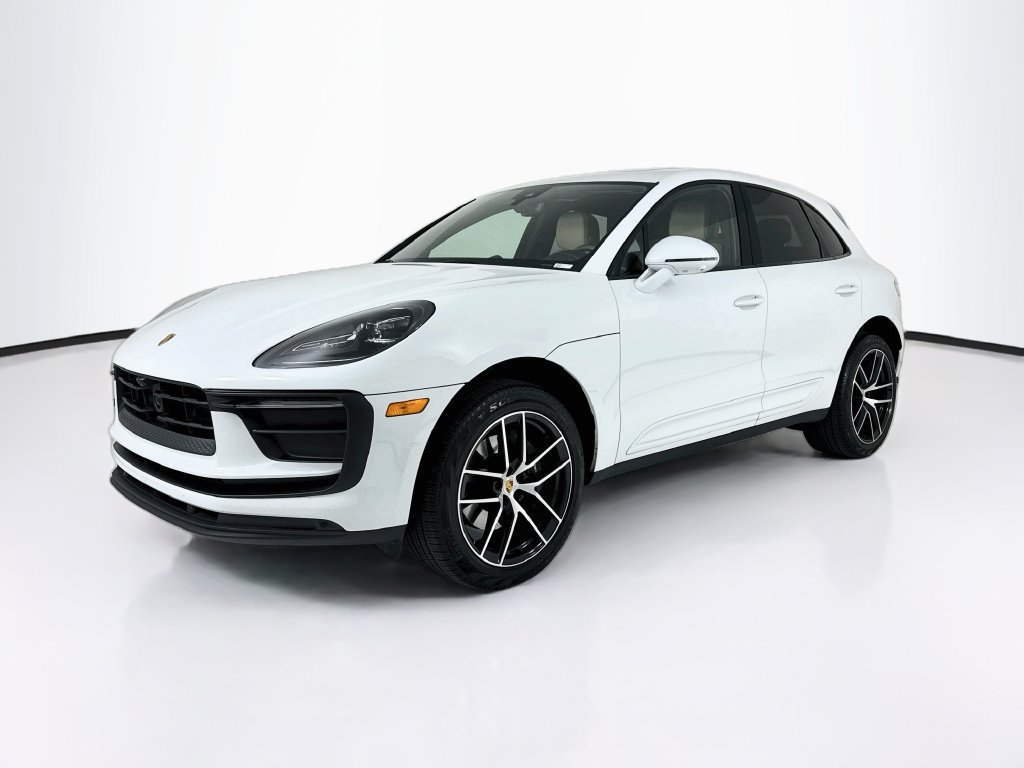 Certified 2023 Porsche Macan Turbo AWD/4WD image 1