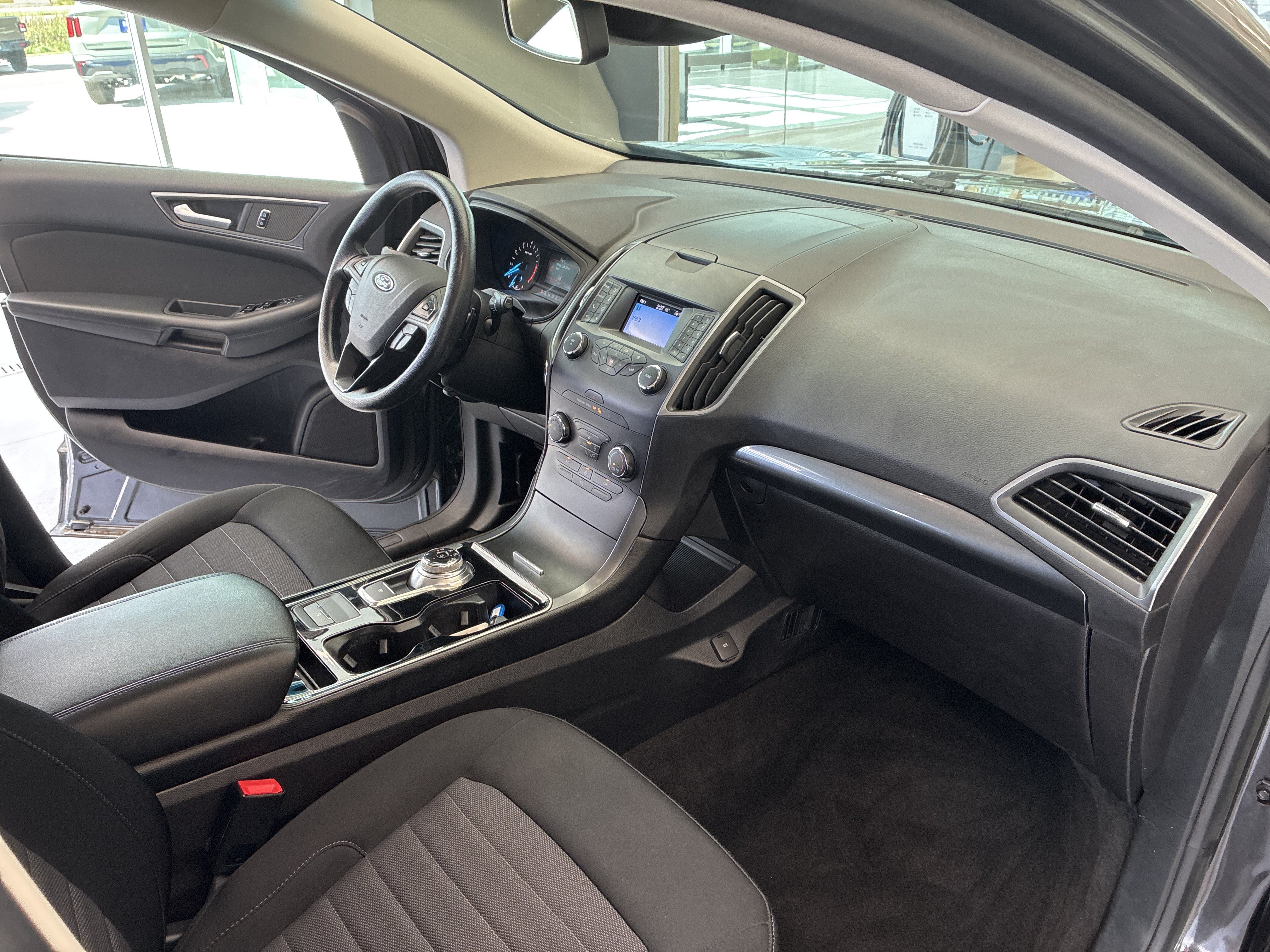 Used 2019 Ford Edge SE AWD/4WD image 17