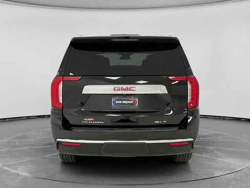 Used 2024 GMC Yukon SLT AWD/4WD image 4