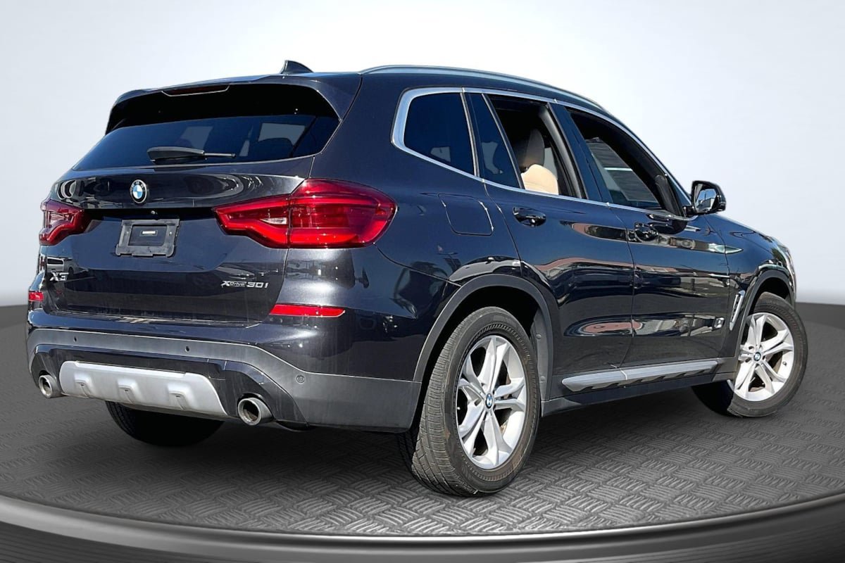Used 2021 BMW X3 xDrive30i AWD/4WD image 13