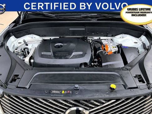 Certified 2025 Volvo XC90 T8 Plus w/ Protection Package Premier image 13
