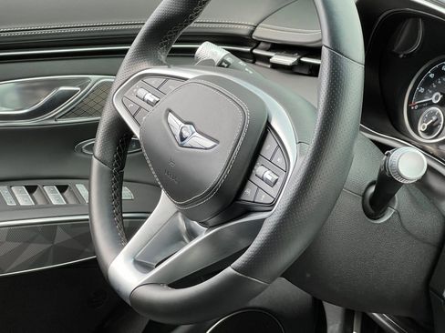 Used 2025 Genesis GV70 3.5T Sport w/ Sport Advanced Package image 33