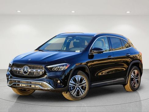 Used 2025 Mercedes-Benz GLA 250 4MATIC image 2
