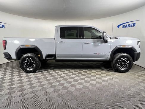 Certified 2025 GMC Sierra 2500 AT4X AWD/4WD image 7