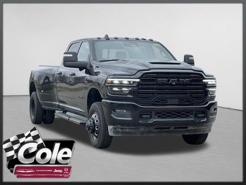 Used 2025 RAM 3500 Laramie image 1