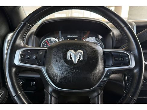 Used 2024 RAM 2500 Big Horn AWD/4WD image 24
