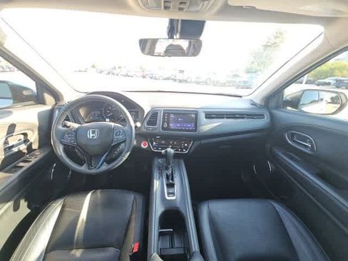 Used 2019 Honda HR-V Touring image 22