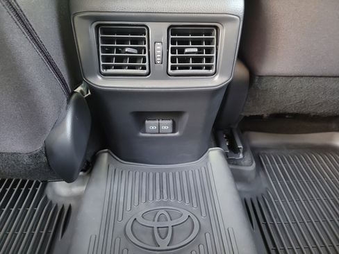 Certified 2025 Toyota RAV4 XLE w/ Convenience Package image 17