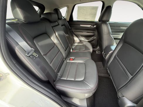 New 2025 MAZDA CX-5 Carbon Edition image 18