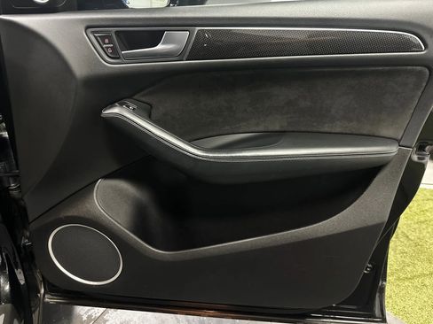 Used 2017 Audi SQ5 Premium Plus w/ Technology Package image 35