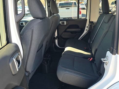 Certified 2024 Jeep Wrangler Sahara image 14