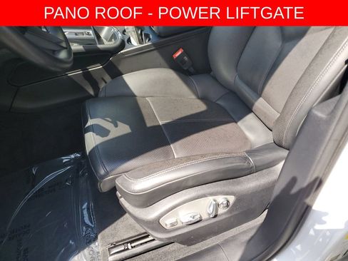 Used 2022 Porsche Macan AWD/4WD image 20