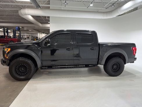 Used 2018 Ford F150 Raptor w/ Equipment Group 802A Luxury image 4