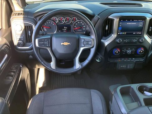 Used 2022 Chevrolet Silverado 1500 LT image 6