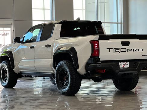 Used 2025 Toyota Tacoma TRD Pro image 7