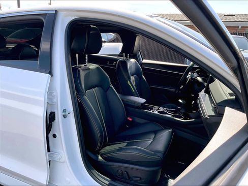 Used 2026 Kia K5 GT w/ GT1 Package FWD image 10