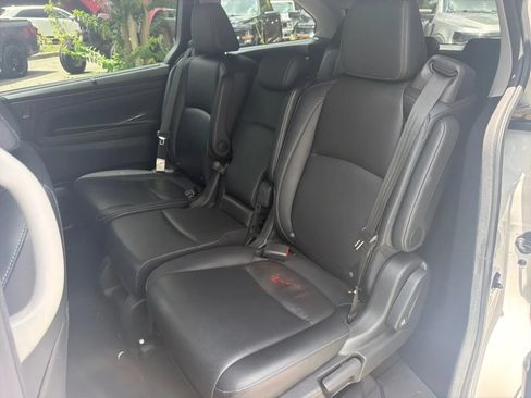 Used 2023 Honda Odyssey EX-L image 14