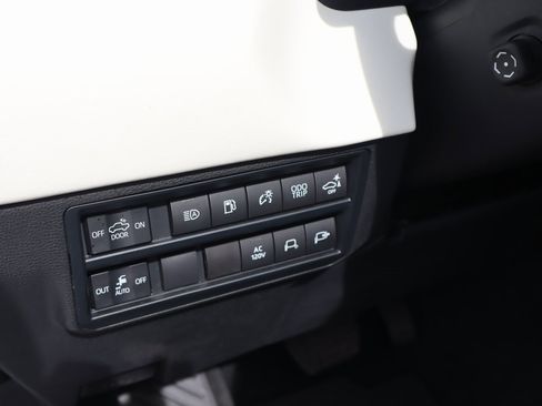 Used 2023 Toyota Tundra Capstone image 25