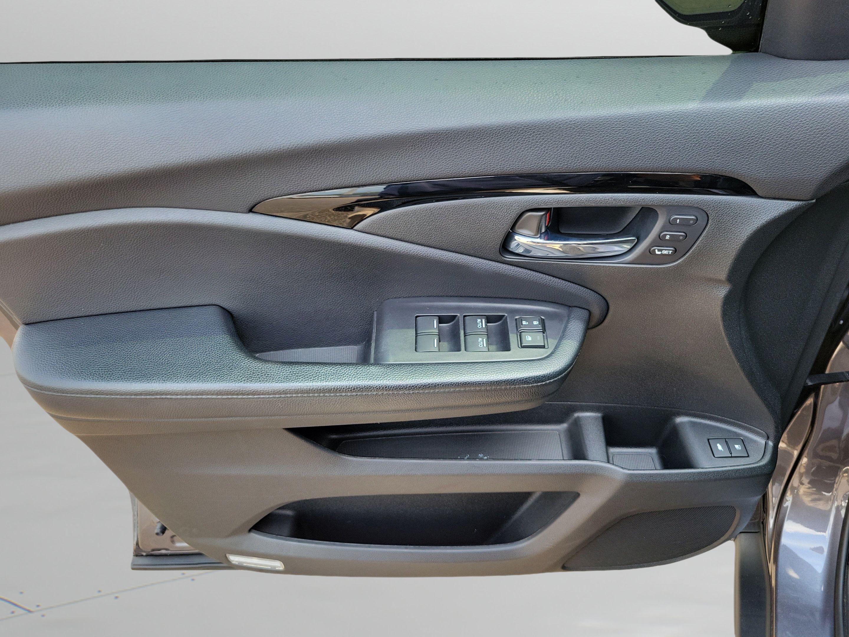 Certified 2019 Honda Pilot Elite image 23