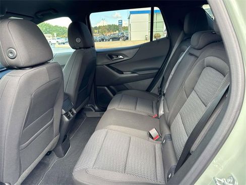 New 2026 Chevrolet Equinox LT image 9