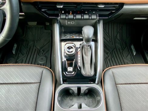 Used 2023 GMC Canyon AT4 w/ AT4 Premium Package image 51