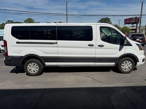Used 2024 Ford Transit 350 XLT RWD image 7