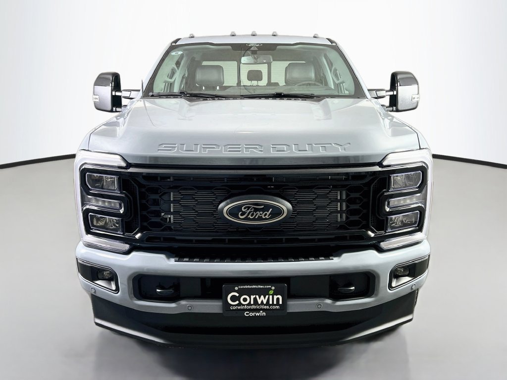New 2026 Ford F350 Lariat w/ Black Appearance Package AWD/4WD image 4