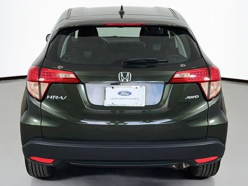 Used 2018 Honda HR-V LX image 11