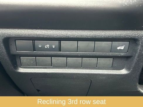 Used 2024 Mitsubishi Outlander SE image 18