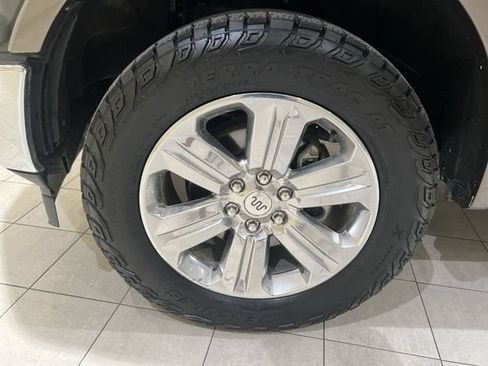 Used 2019 Ford F150 King Ranch w/ Equipment Group 601A Luxury AWD/4WD image 30