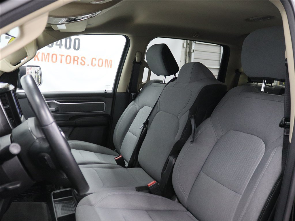 Used 2020 RAM 1500 Big Horn AWD/4WD image 14