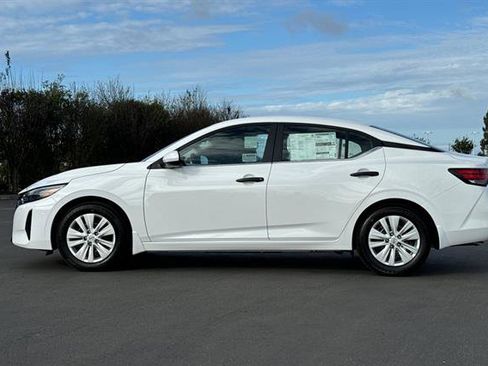 New 2025 Nissan Sentra S image 7