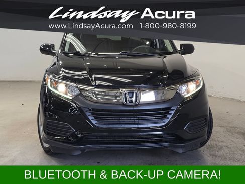 Used 2021 Honda HR-V LX image 2