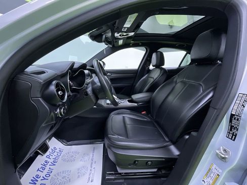 Used 2022 Alfa Romeo Stelvio Ti image 18