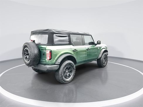 Used 2023 Ford Bronco Wildtrak image 8