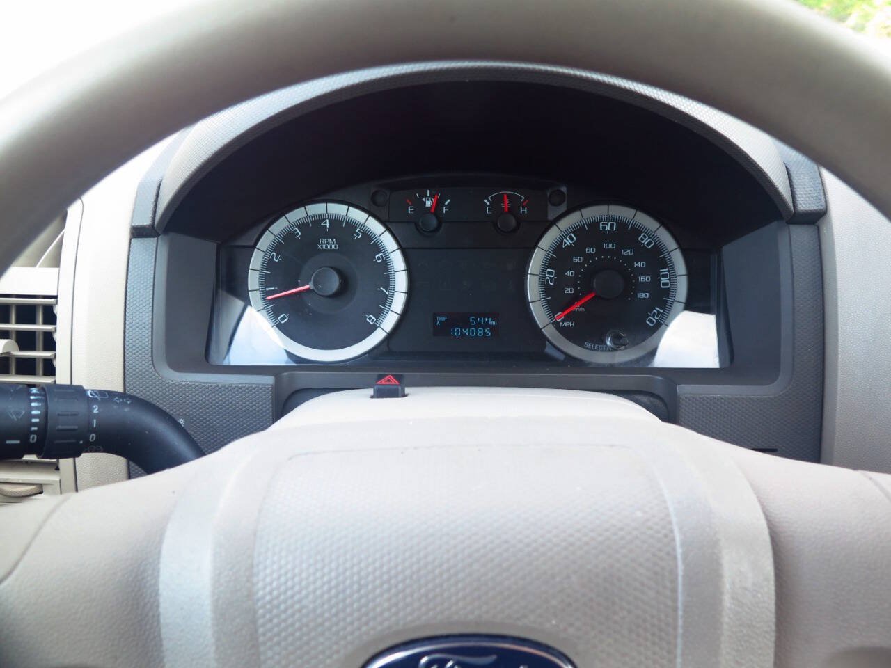 Used 2008 Ford Escape XLS FWD image 8