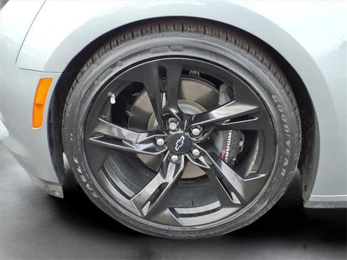Used 2023 Chevrolet Camaro LT w/ RS Package image 31