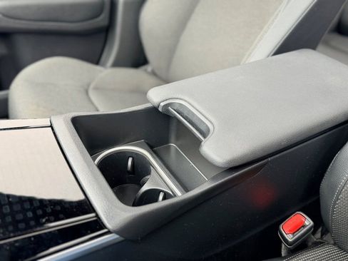 Used 2024 Toyota bZ4X XLE w/ Weather Package image 23