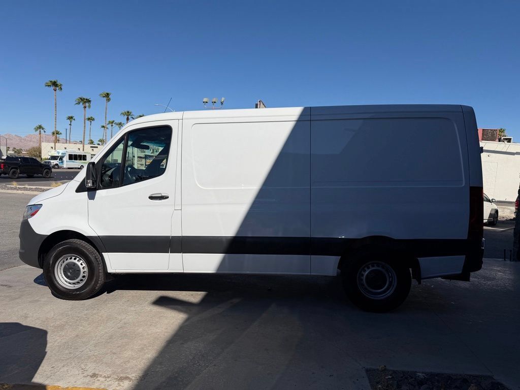 Used 2019 Mercedes-Benz Sprinter 144 image 8