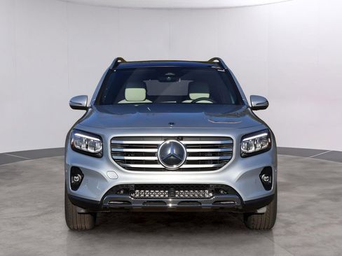 Certified 2026 Mercedes-Benz GLB 250 4MATIC image 2