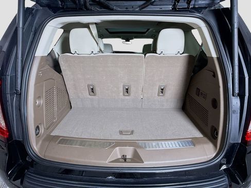 Used 2022 GMC Yukon Denali AWD/4WD image 27