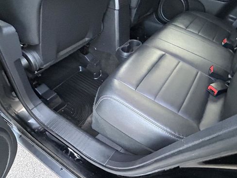 Used 2017 Jeep Patriot High Altitude AWD/4WD image 9